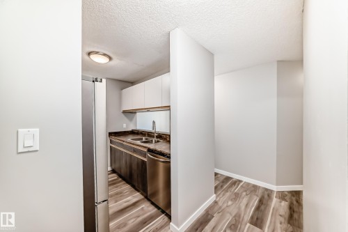 306 2508 50 Street, Edmonton, AB - Indoor