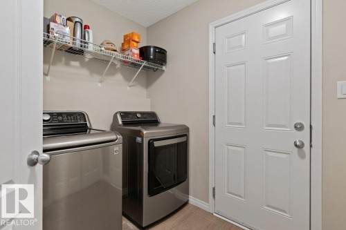 7511 177 Avenue, Edmonton, AB 