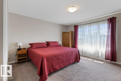 7511 177 Avenue, Edmonton, AB 