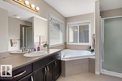 7511 177 Avenue, Edmonton, AB 