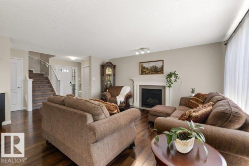 7511 177 Avenue, Edmonton, AB 