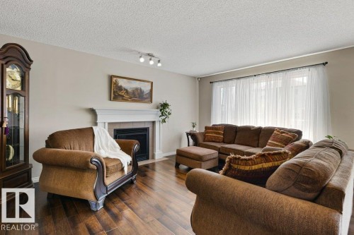 7511 177 Avenue, Edmonton, AB 