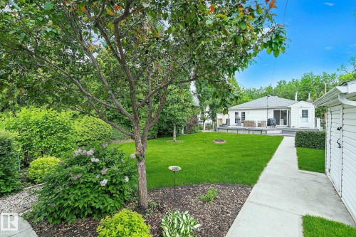 31 River Drive, Devon, AB - Outdoor