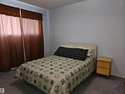 57415 Range Road 93, Rural St. Paul County, AB - Indoor Photo Showing Bedroom