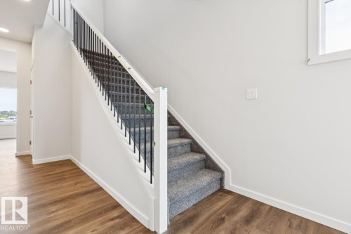 2482 Egret Loop Nw, Edmonton, AB - Indoor Photo Showing Other Room
