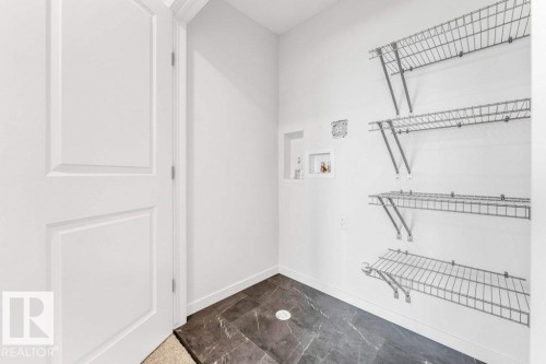 679 173 Avenue, Edmonton, AB - Indoor With Storage