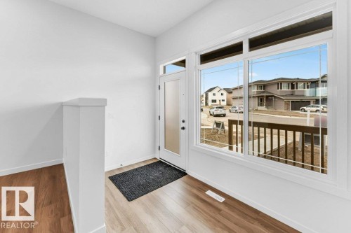 679 173 Avenue, Edmonton, AB - Indoor Photo Showing Other Room