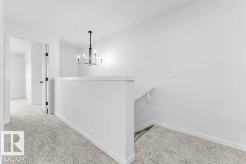 679 173 Avenue, Edmonton, AB - Indoor Photo Showing Other Room
