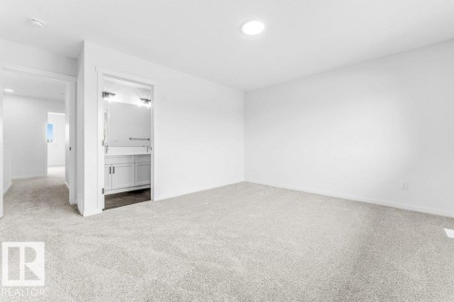 679 173 Avenue, Edmonton, AB - Indoor Photo Showing Other Room
