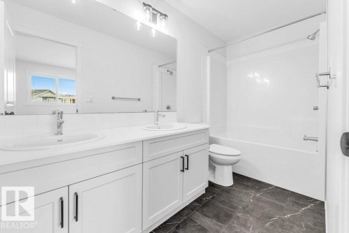 679 173 Avenue, Edmonton, AB - Indoor Photo Showing Bathroom