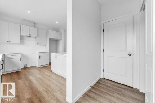 679 173 Avenue, Edmonton, AB - Indoor