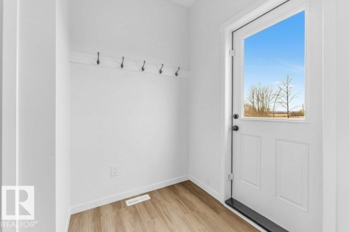 679 173 Avenue, Edmonton, AB - Indoor Photo Showing Other Room