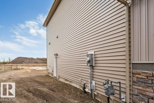 679 173 Avenue, Edmonton, AB - Outdoor