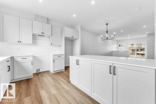 679 173 Avenue, Edmonton, AB - Indoor Photo Showing Kitchen