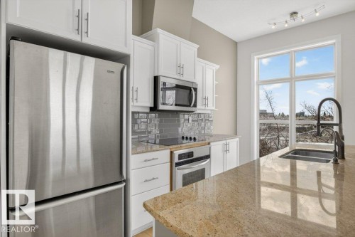 404 10411 122 Street, Edmonton, AB 