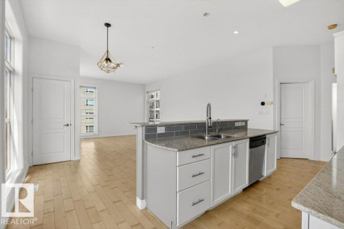 404 10411 122 Street, Edmonton, AB 