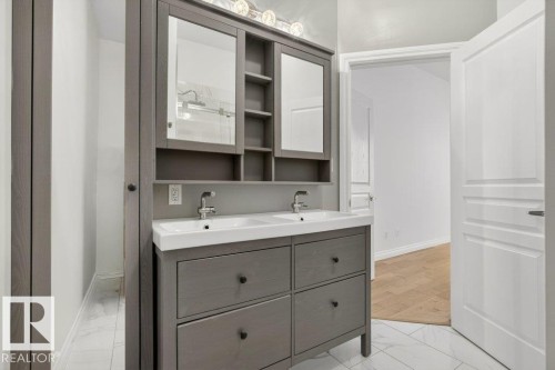 404 10411 122 Street, Edmonton, AB 