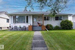 10623 75 Street  Edmonton, AB T6A 2Z8