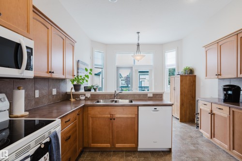 6 12504 15 Avenue, Edmonton, AB 