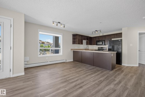 #6223 7331 South Terwillegar Dr Nw, Edmonton, AB - Indoor Photo Showing Kitchen