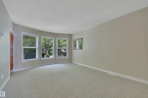 9307 92 Street, Edmonton, AB 