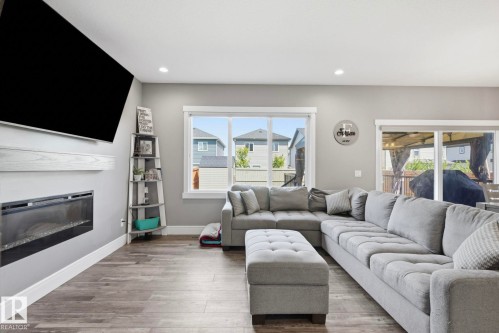 14 Copperhaven Drive, Spruce Grove, AB 