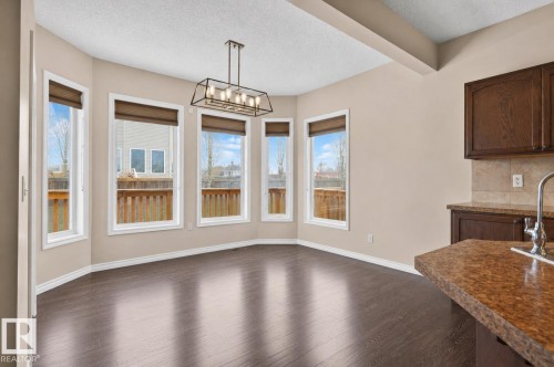 3233 21A Avenue, Edmonton, AB 