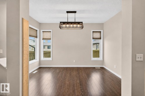 3233 21A Avenue, Edmonton, AB 