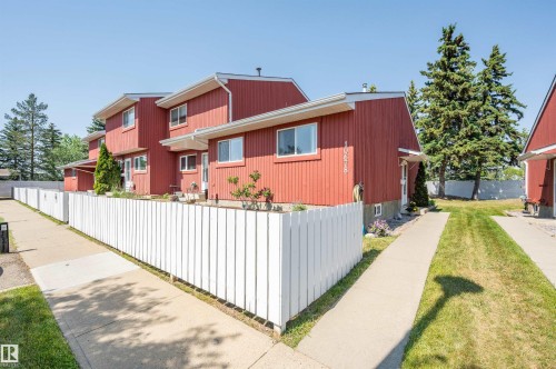 10678 Beaumaris Road, Edmonton, AB 