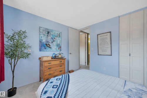 10678 Beaumaris Road, Edmonton, AB 