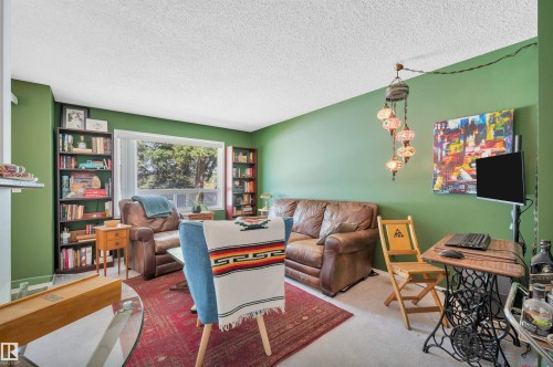10678 Beaumaris Road, Edmonton, AB 