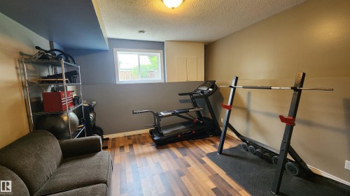 5110 50 Avenue, Elk Point, AB - Indoor Photo Showing Gym Room
