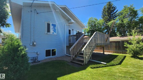 5110 50 Avenue, Elk Point, AB - Outdoor With Exterior
