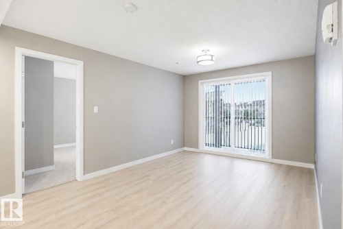232 5504 Schonsee Drive, Edmonton, AB - Indoor Photo Showing Other Room