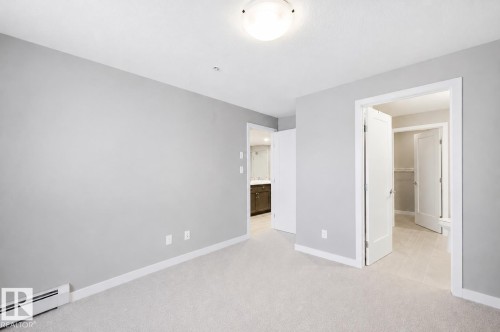 232 5504 Schonsee Drive, Edmonton, AB - Indoor Photo Showing Other Room