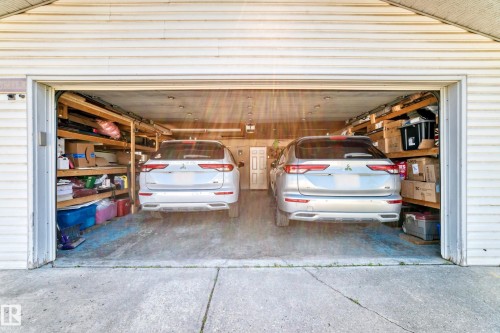 4228 114 Avenue Nw, Edmonton, AB - Indoor Photo Showing Garage