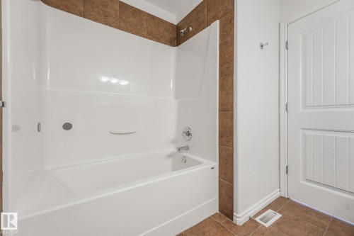 10216 150 Street Nw, Edmonton, AB - Indoor Photo Showing Bathroom