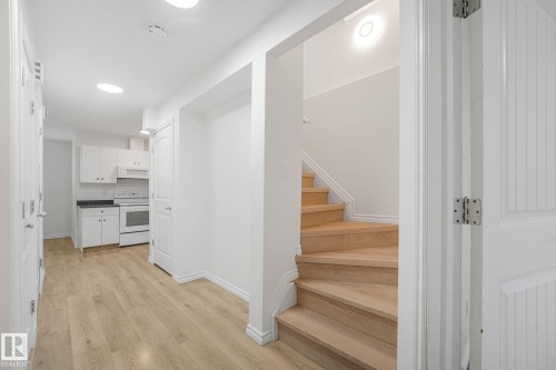 10216 150 Street Nw, Edmonton, AB - Indoor Photo Showing Other Room