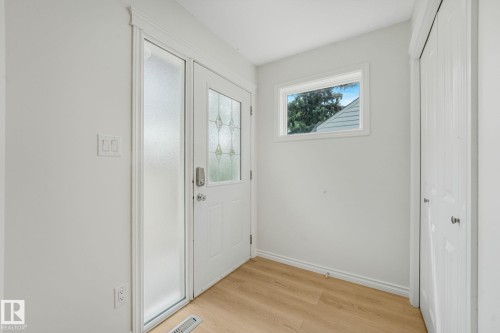 10216 150 Street Nw, Edmonton, AB - Indoor Photo Showing Other Room