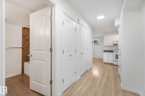 10216 150 Street Nw, Edmonton, AB - Indoor Photo Showing Other Room
