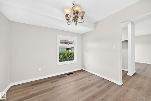 13835 114 Street Nw, Edmonton, AB - Indoor Photo Showing Other Room