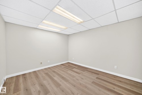 13835 114 Street Nw, Edmonton, AB - Indoor Photo Showing Other Room