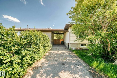 13835 114 Street Nw, Edmonton, AB - Outdoor