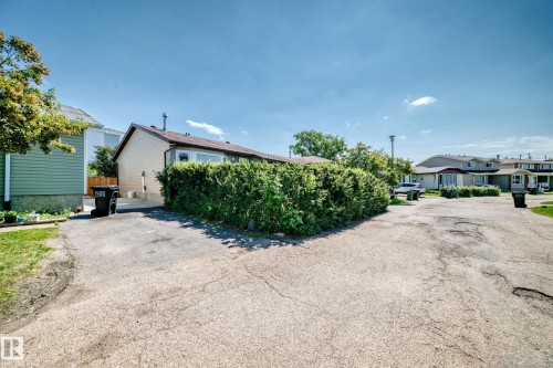 13835 114 Street Nw, Edmonton, AB - Outdoor