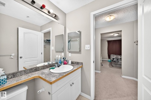 #221 5350 199 St Nw, Edmonton, AB - Indoor Photo Showing Bathroom