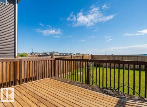 Deck - 16627 18 Avenue, Edmonton, AB 