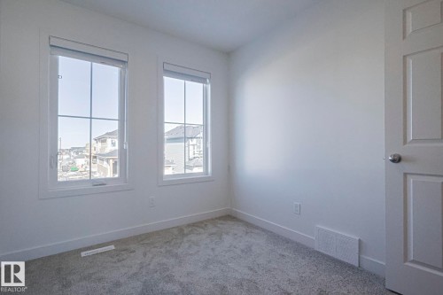 6343 King Wynd, Edmonton, AB 