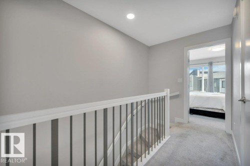 5 1729 Keene Crescent, Edmonton, AB 