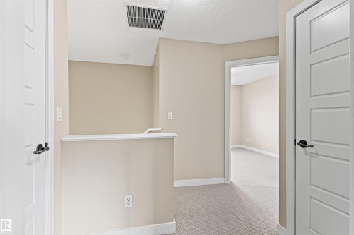 39 13825 155 Avenue, Edmonton, AB 