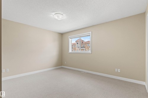 39 13825 155 Avenue, Edmonton, AB 
